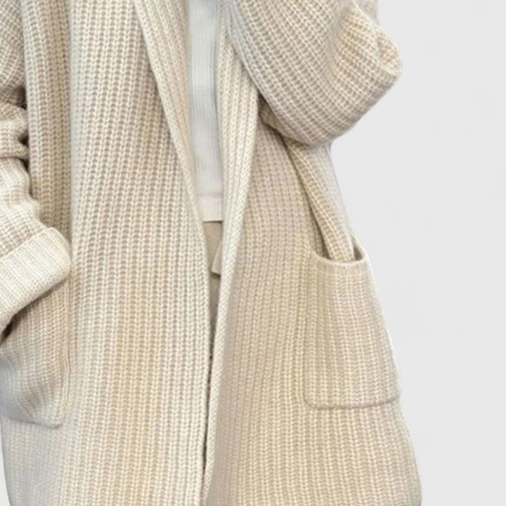 Jan - Cozy Cardigan