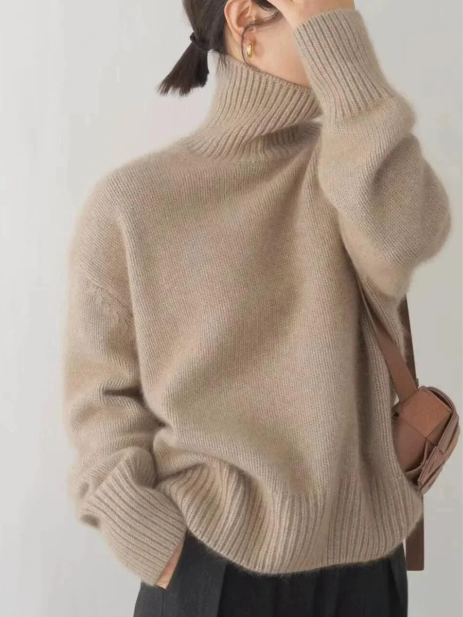Amy™ | Relaxed Turtleneck Sweater