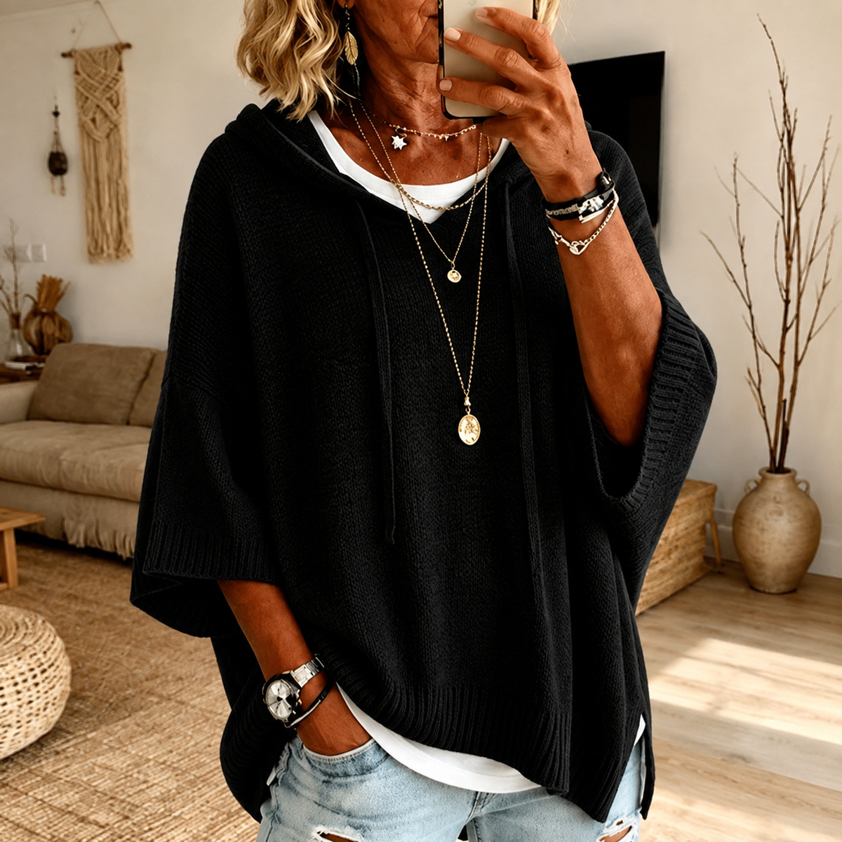 Sophie – Black Cozy Poncho Sweater