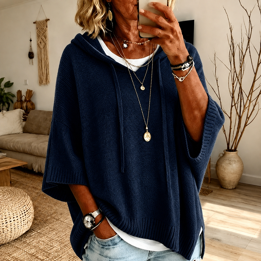 Juliette – Navy Blue Knit Poncho