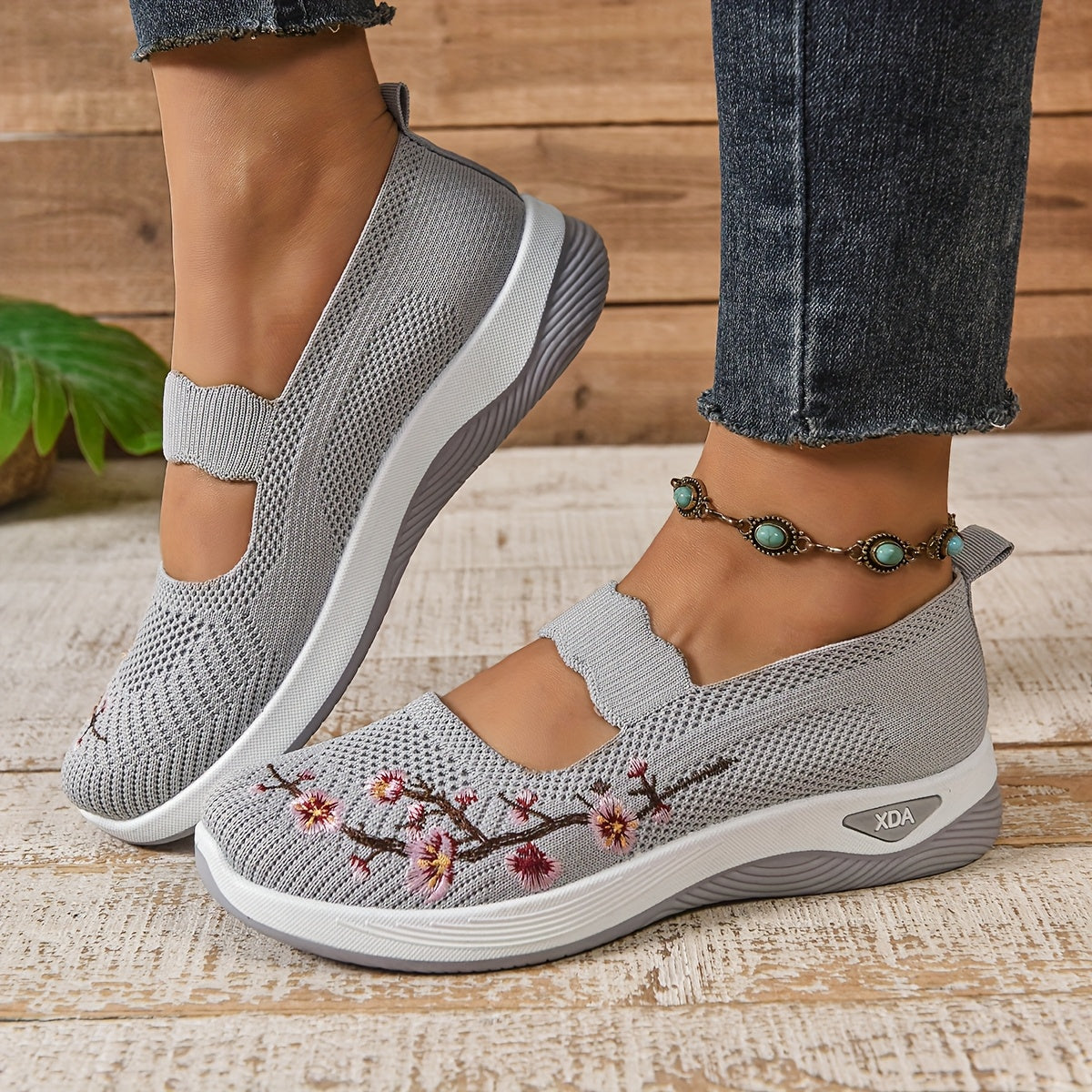 SoutienPlus™ | Ergonomic Comfort Footwear + Complimentary Insoles