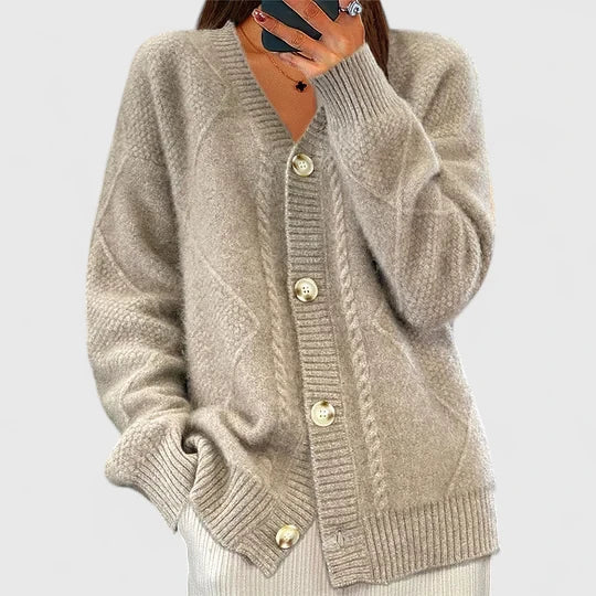 Solenyahh - Cozy Cardigan for Ultimate Comfort